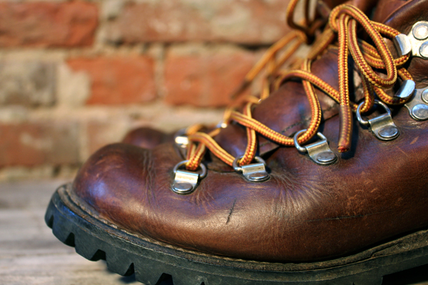 danner boots shoelaces
